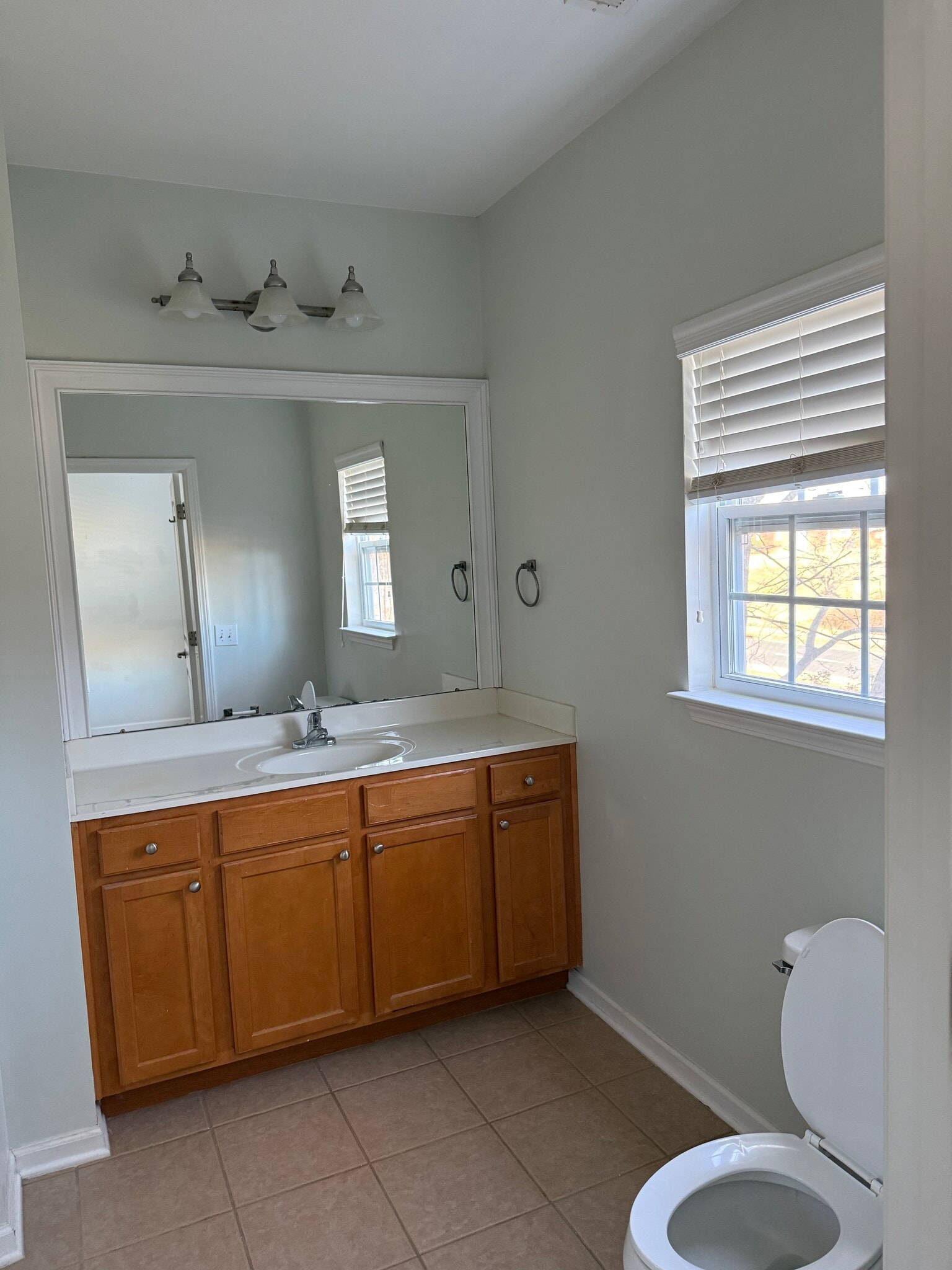 Building Photo - 6801 Hanesbrook Cir