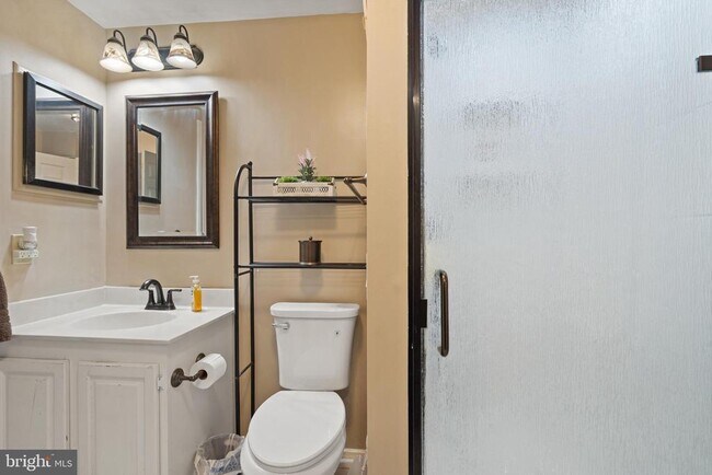 Building Photo - 10529 Reed's Landing Cir