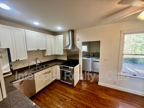 Building Photo - 3724 Stevens Pl