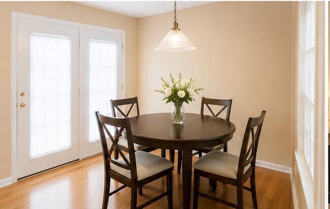 Building Photo - 12020 Lisa Marie Ct