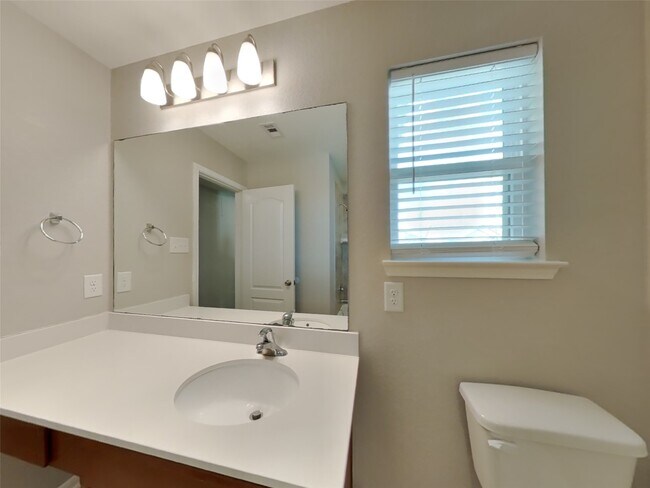 Building Photo - 5342 Castle Discordia St