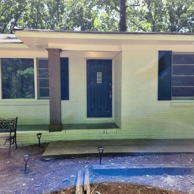 Building Photo - 6218 Stewart Rd
