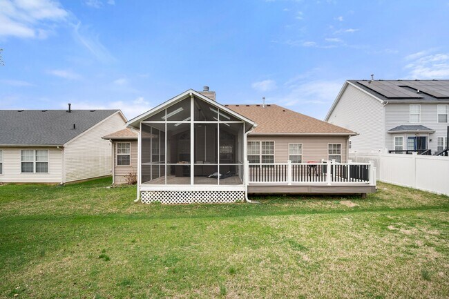 Building Photo - Gorgeous 3-bedroom, 2-bathroom ranch-style home