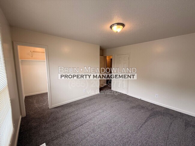 Building Photo - 9116 Parktop Ln NW