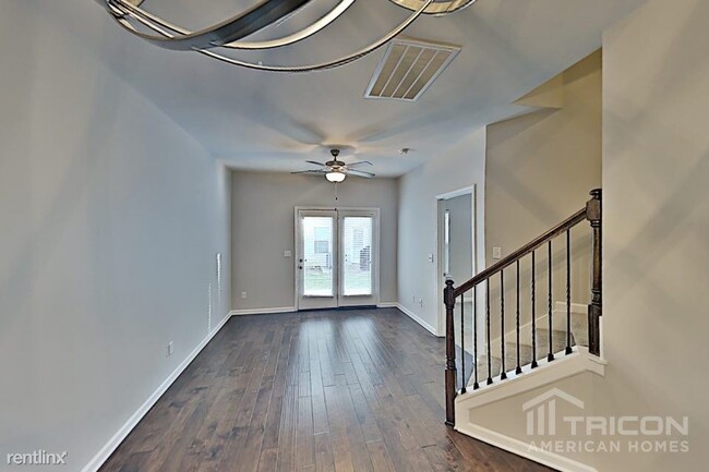 Building Photo - 409 Riverwood Ct