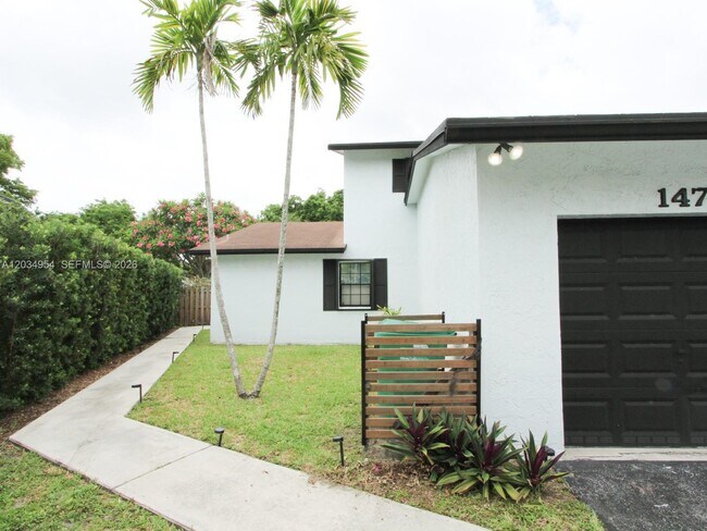 Building Photo - 14740 SW 108th Terrace