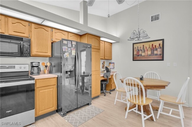 Building Photo - 1251 Broadwater Dr