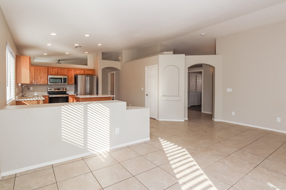 Building Photo - 8523 N Cantora Way