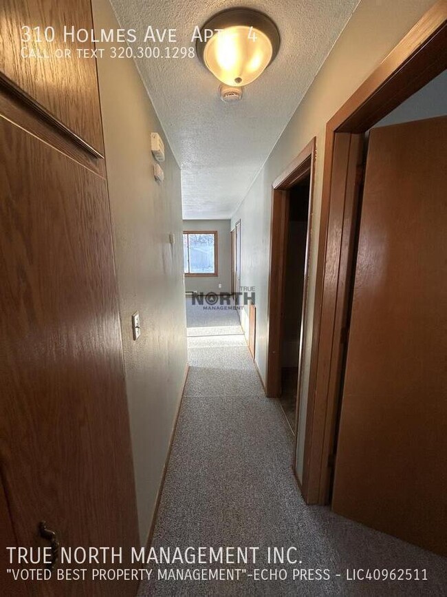 Building Photo - 310 Holmes Ave