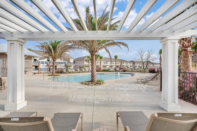 Building Photo - 357 S E St