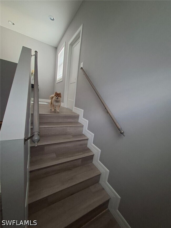 Building Photo - 2360 Burton Ave