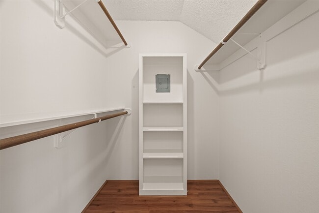 Building Photo - 8483 Sands Point Dr