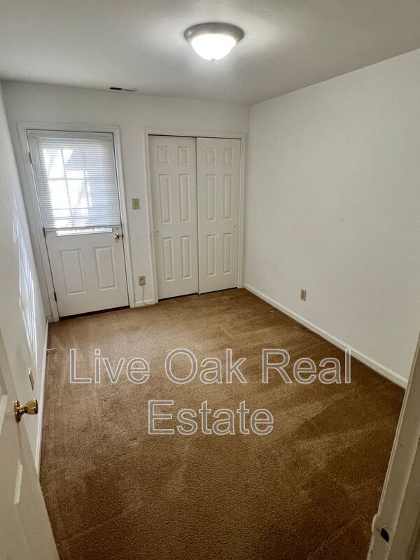 Building Photo - 2605 Meadows Landing