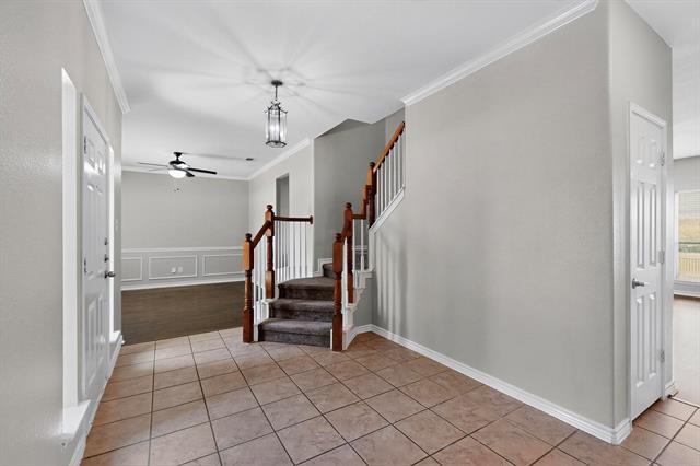 Building Photo - 701 Lone Rider Ct