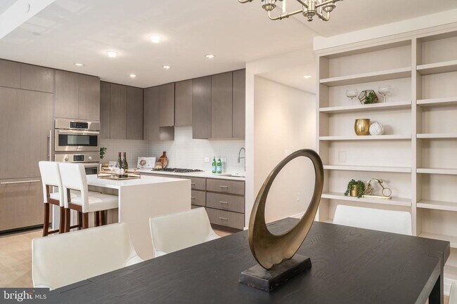 Building Photo - 2501 M St NW