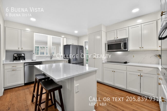 Building Photo - 6 Buena Vista