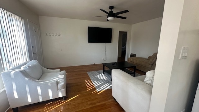 Building Photo - 116 S Chevy Chase Dr