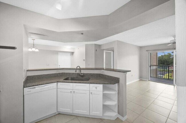 Building Photo - 3732 NW Adriatic Ln