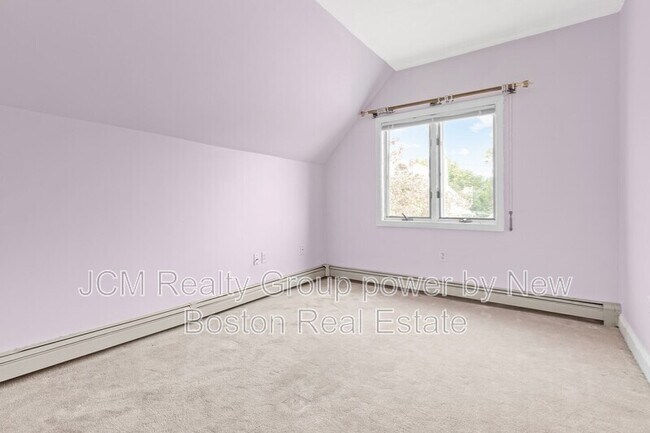 Building Photo - 18 Bailey St