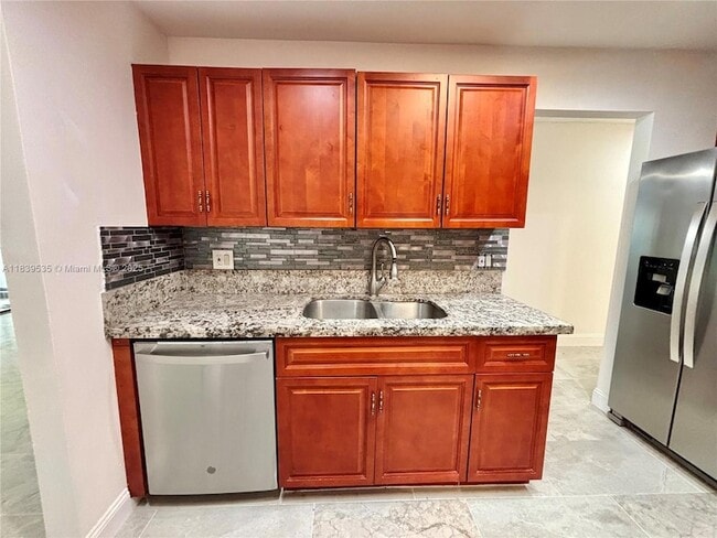 Building Photo - 11615 NW 23rd Ct