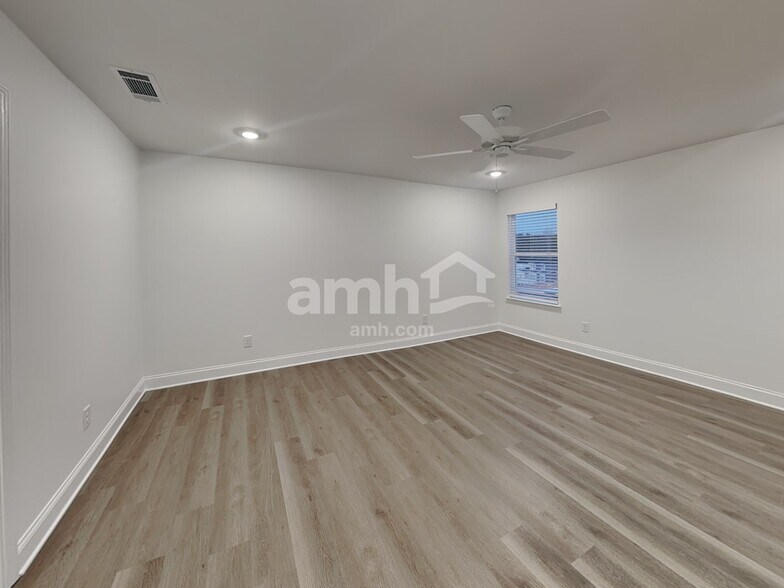 Building Photo - 439 Hickory Pointe Rd