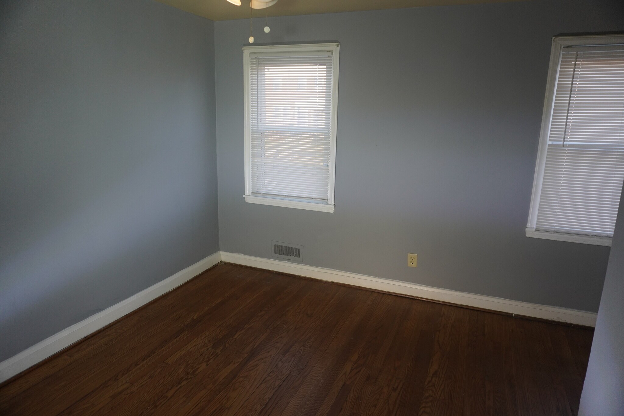 Building Photo - 3811 Lyndale Ave