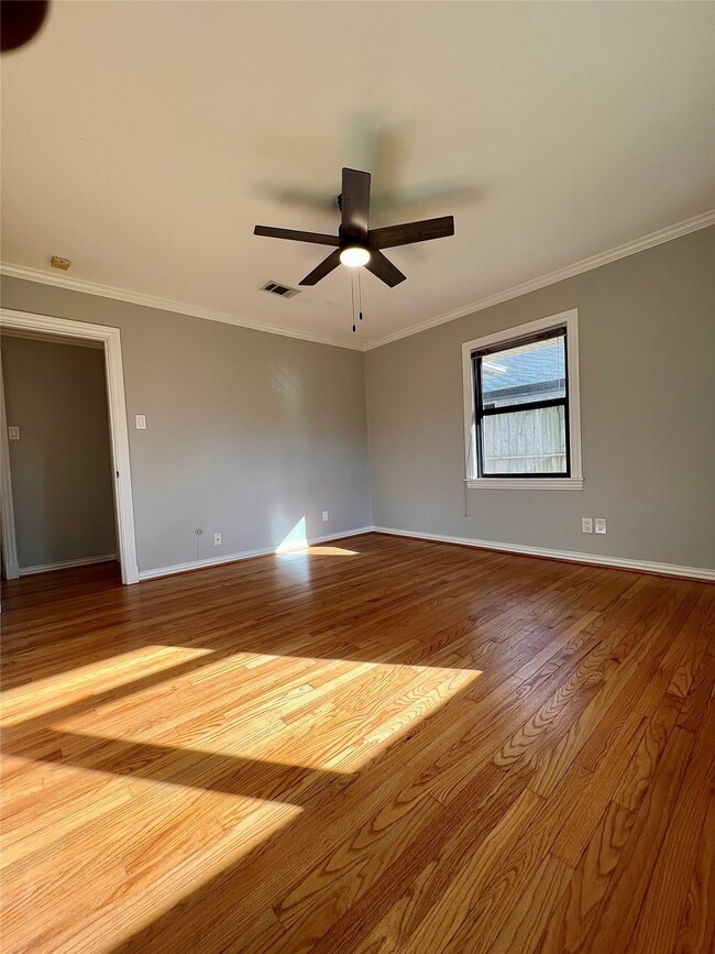 Building Photo - 4218 Glebe Rd