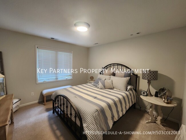 Building Photo - 5812 N Ames-