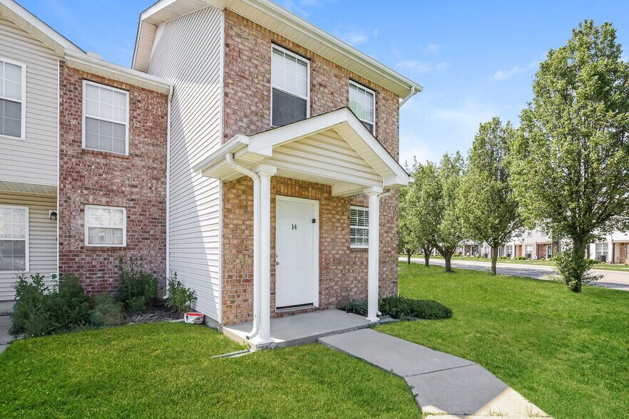 Building Photo - 4080 Nir Shreibman Blvd