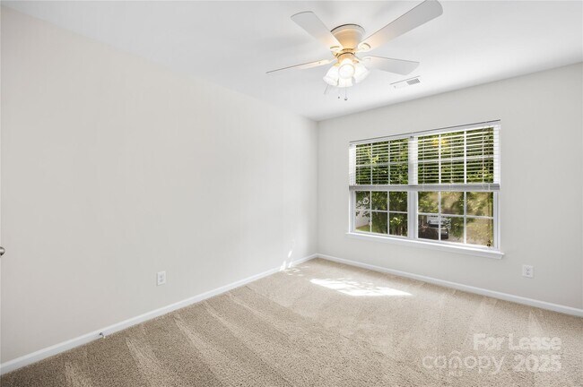 Building Photo - 5916 Mcdowell Run Dr