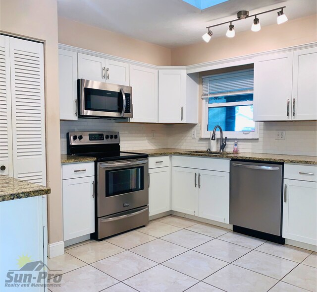 Building Photo - 108 Pinion Cir