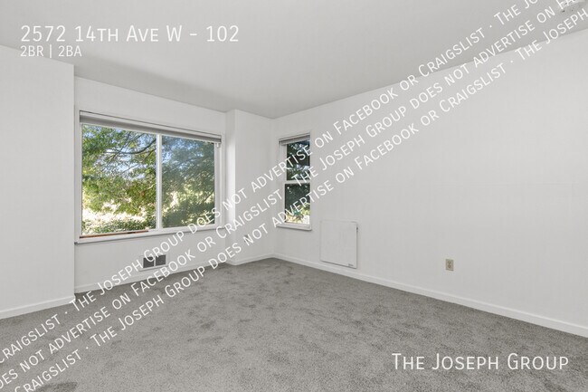 Building Photo - 2572 14th Ave W