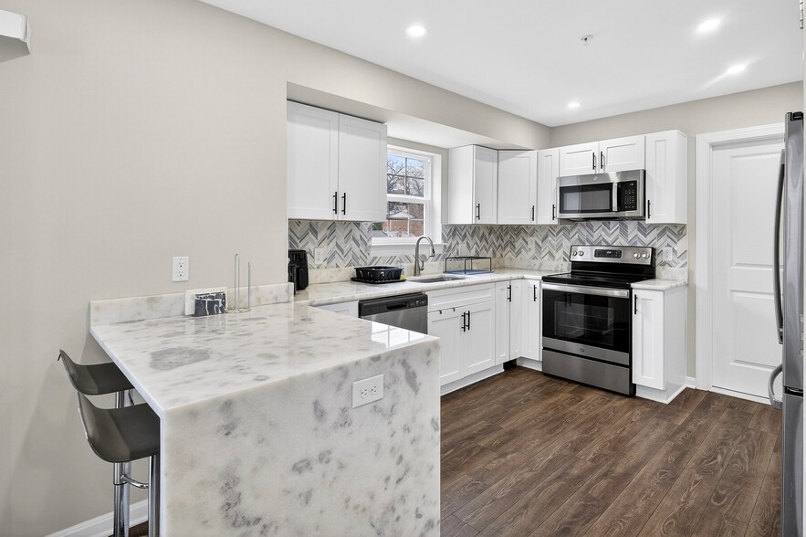 Building Photo - 4833 Gunther St