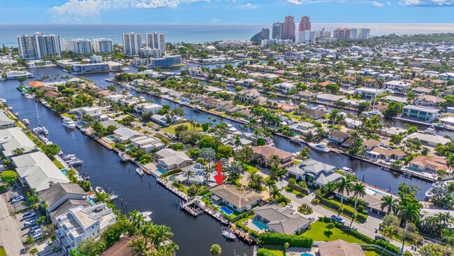 Building Photo - 2813 NE 29th St