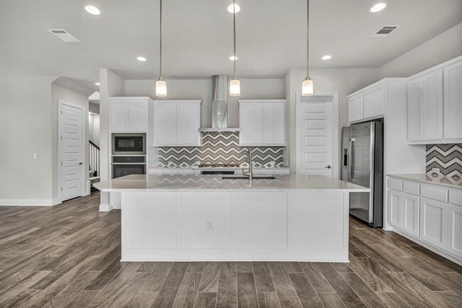 Building Photo - 12909 Mitica Dr