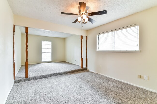 Building Photo - 17411 Glenhew Rd