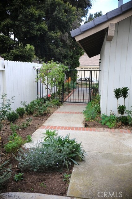 Building Photo - 5022 Paseo De Vega