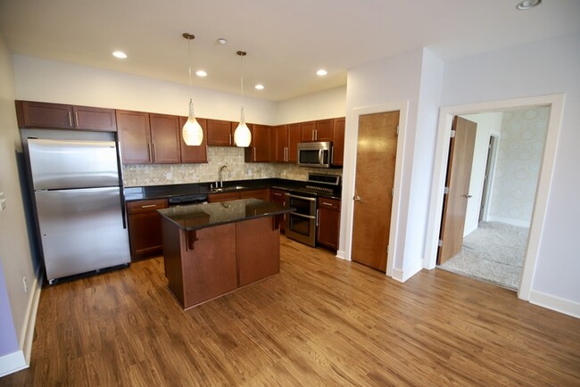 Building Photo - Two bedroom Rental at SoHo Lofts in NuLU