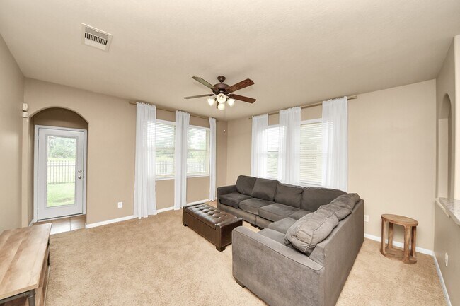 Building Photo - 8428 Willow Loch Dr