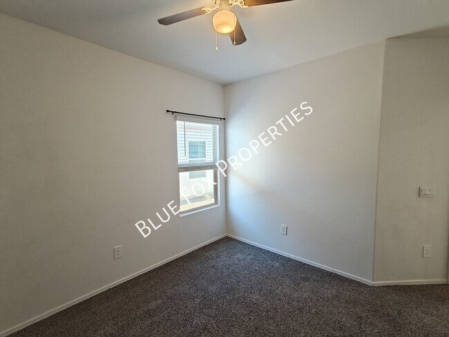 Building Photo - 12209 E Ava Lynn Dr