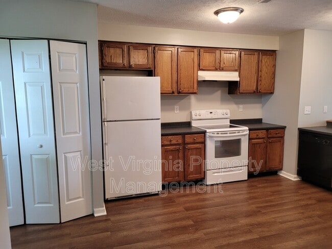 Building Photo - 3751 Summerlee Rd