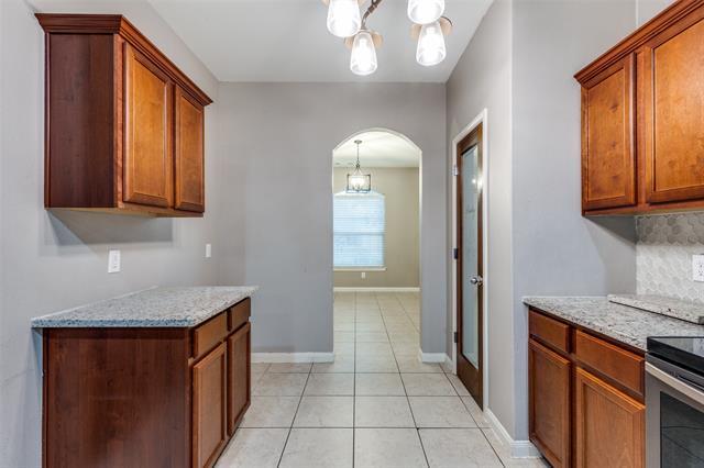 Building Photo - 8901 Highland Orchard Dr