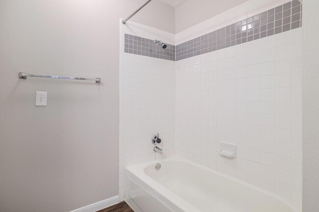Building Photo - 6000 Shepherd Mountain Cove