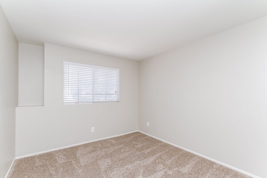 Building Photo - 175 Alterra Dr