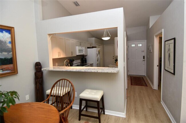 Building Photo - 4941 SW 10th Ln