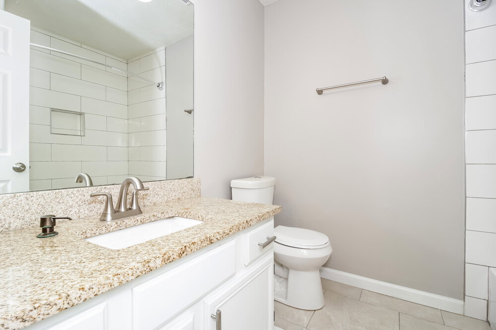 Building Photo - 2869 Overlake Run