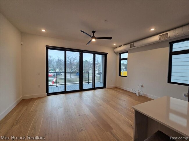 Building Photo - 1640 Bagley St