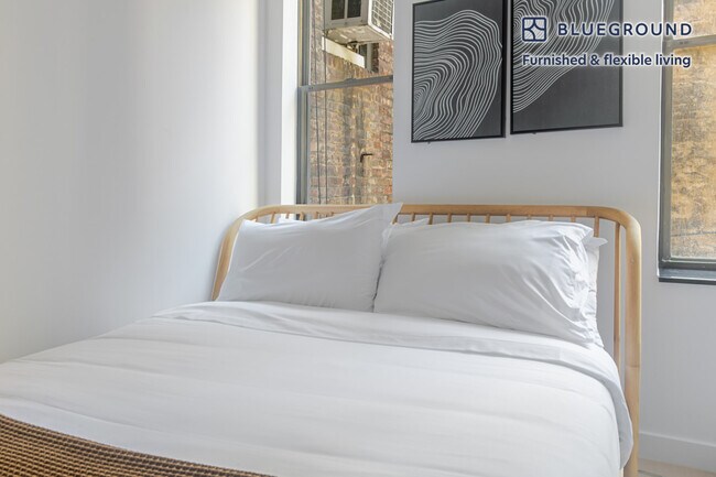 Building Photo - 103 Mosco St