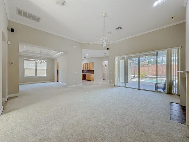 Building Photo - 10824 Woodchase Cir
