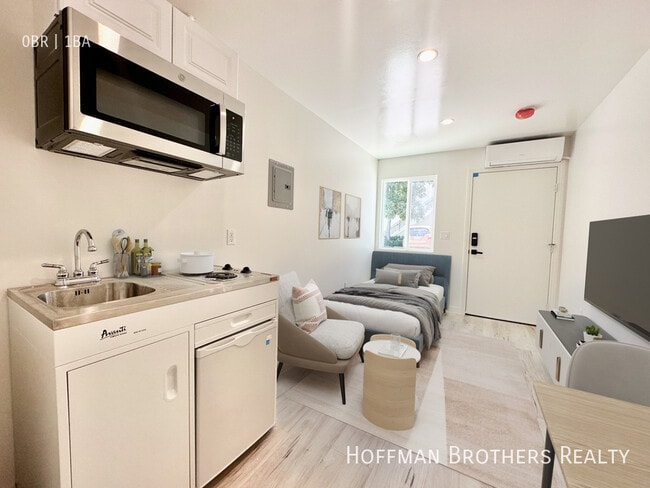 Building Photo - 11955 Rochester Ave